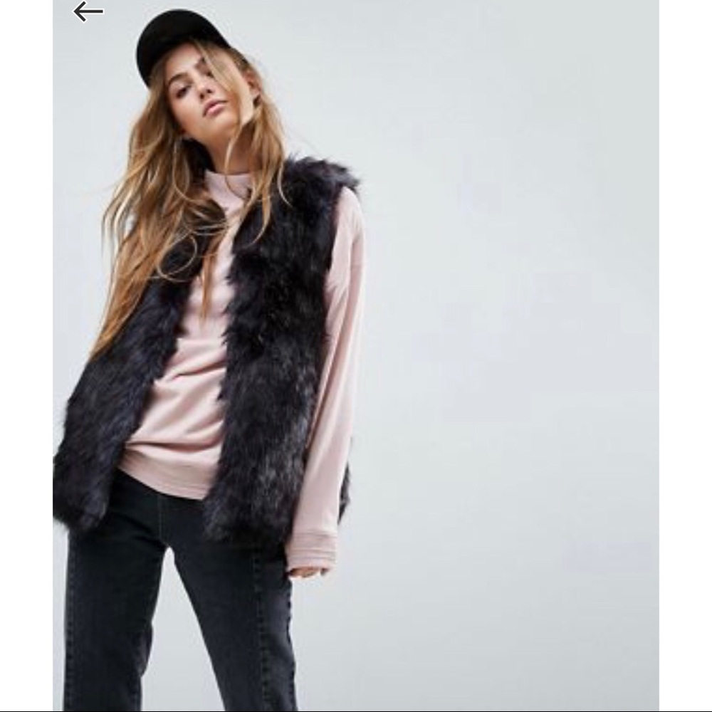 ASOS UNREAL FUR I'll Take Your Vest - Midnight